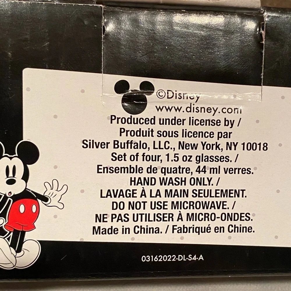 Disney Mickey Mouse Collector Glassware Set  4 Licensed Shot Glasses 1.5…